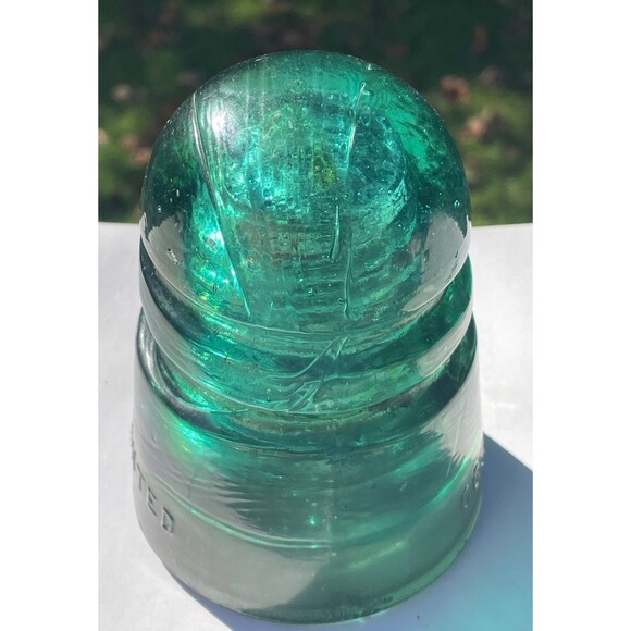 CD 147 Brookfield Green Glass Insulator PATENTED OCT 8TH 1907 Spiral Groove - Picture 7 of 13